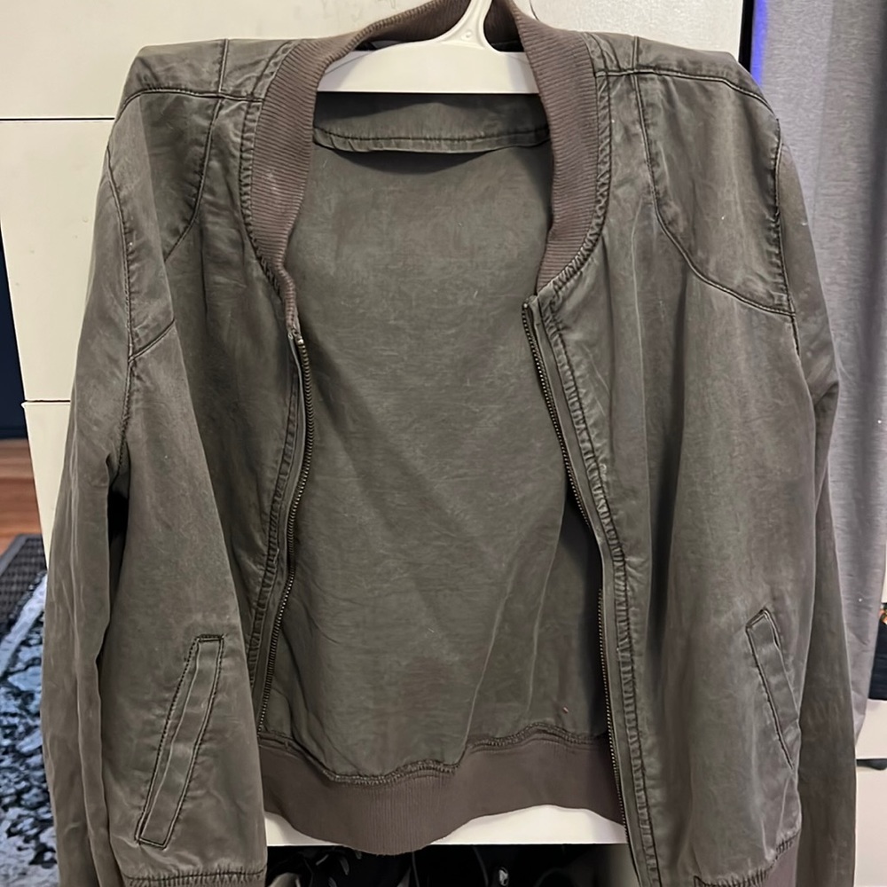 Olive color lightweight jacket